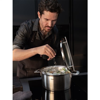 016-123-24-000/0 PHI CACEROLA DE 24 CM CON TAPA DE CRISTAL | FISSLER - Imagen 11
