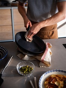 111-001-28-100/0 ESSENTIAL SARTÉN CERÁMICA 28CM NEGRA | FISSLER - Imagen 18