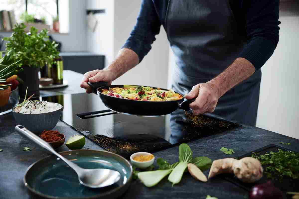 111-001-28-100/0 ESSENTIAL SARTÉN CERÁMICA 28CM NEGRA | FISSLER - Imagen 27